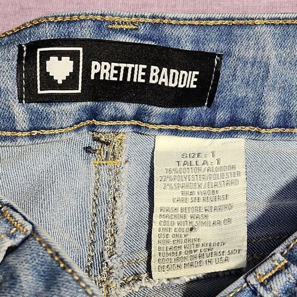 Prettie Baddie distressed raw hem jeans - Picture 5 of 11